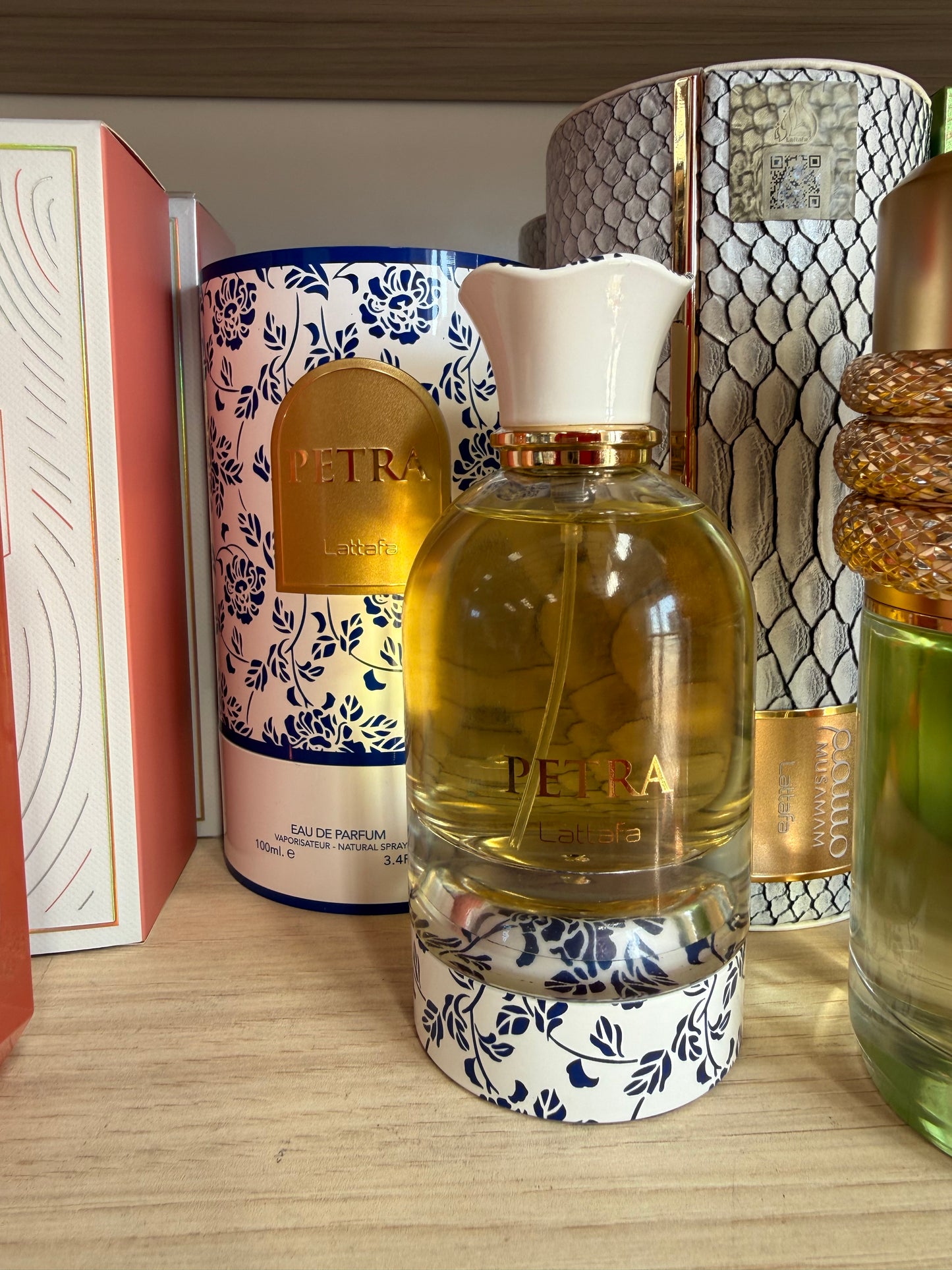 Perfume Petra Lattafa