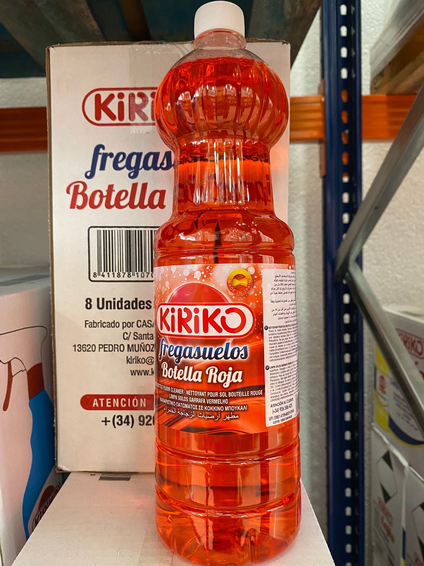 Caja Fregasuelos botella roja Kiriko 1.5L 8uds