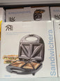 SANDWICHERA 750W
23x23x7.5CM
